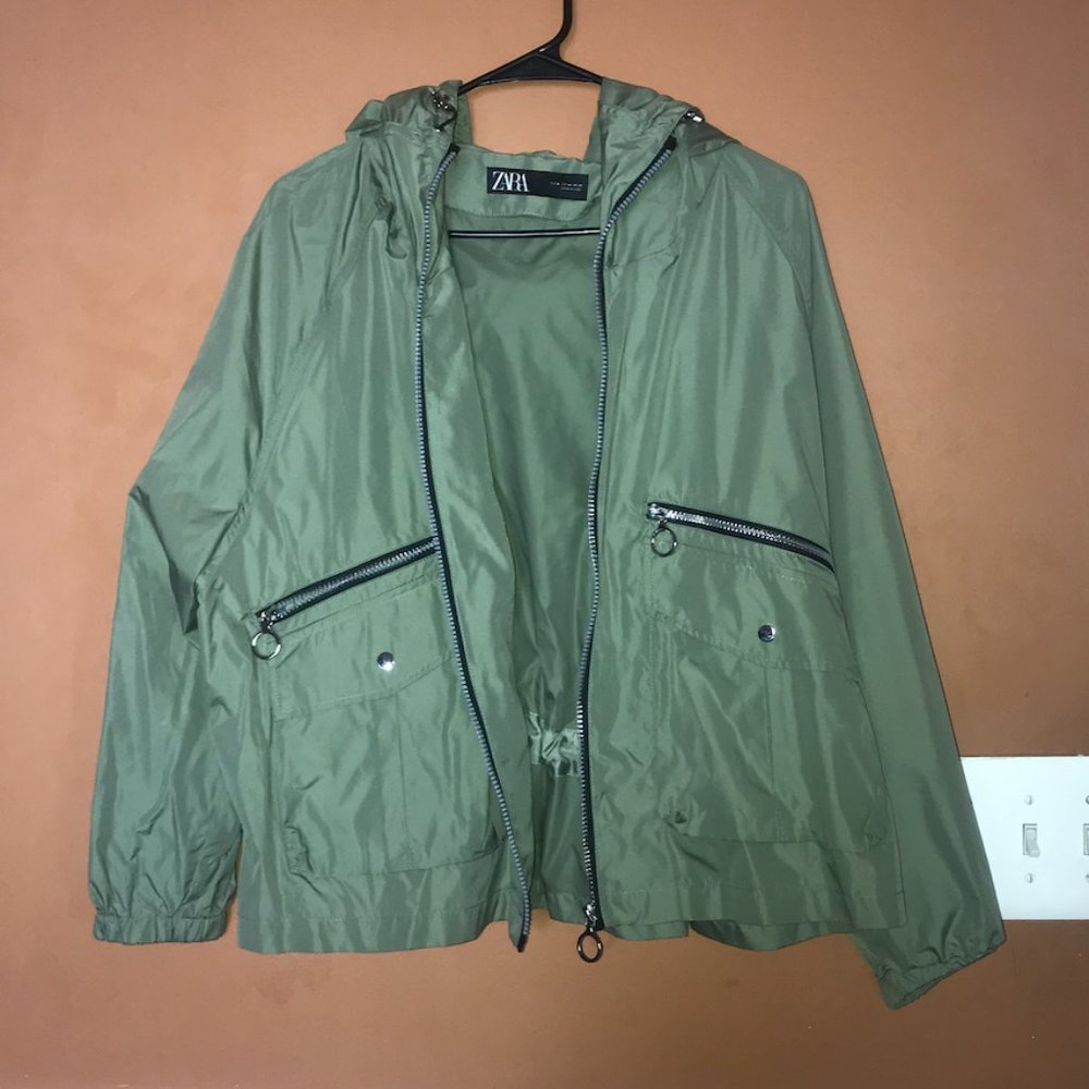 NEW Zara Zip Up Windbreaker